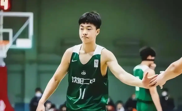盈利网 CBA天才要陨落？曾单场54分12次抢断打杨瀚森 如今连遭重击